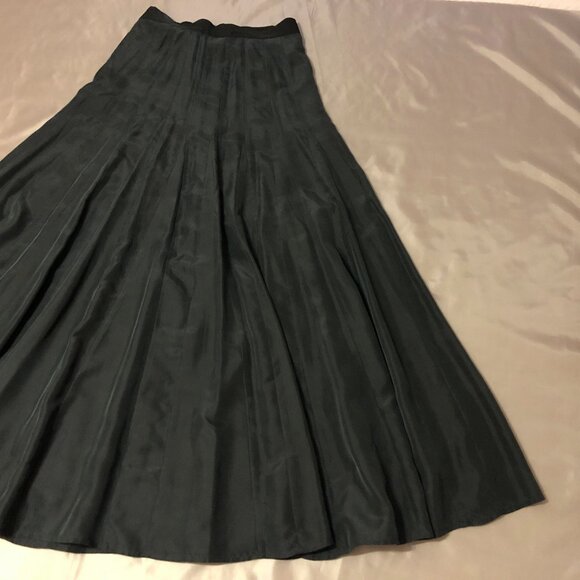 Fine Silk Voluminous Charcoal Maxi Skirt - Picture 8 of 14